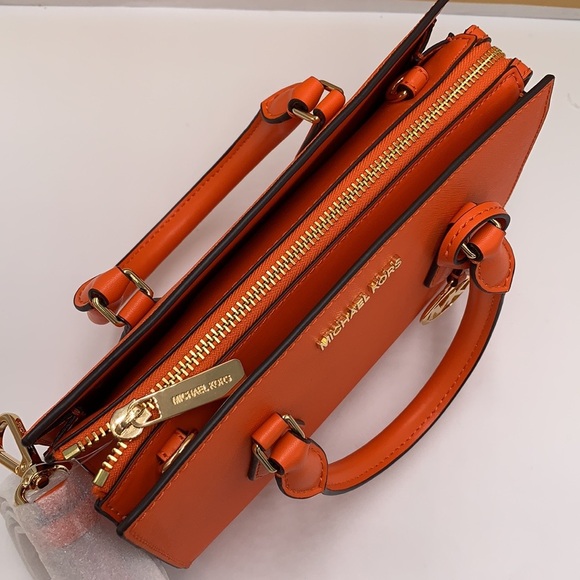 MICHAEL KORS
Sheila Small Faux Saffiano Leather Satchel
Poppy 
NWT - Picture 8 of 16